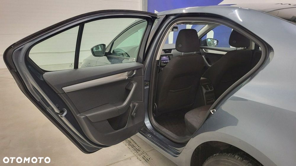 Skoda Octavia - 21