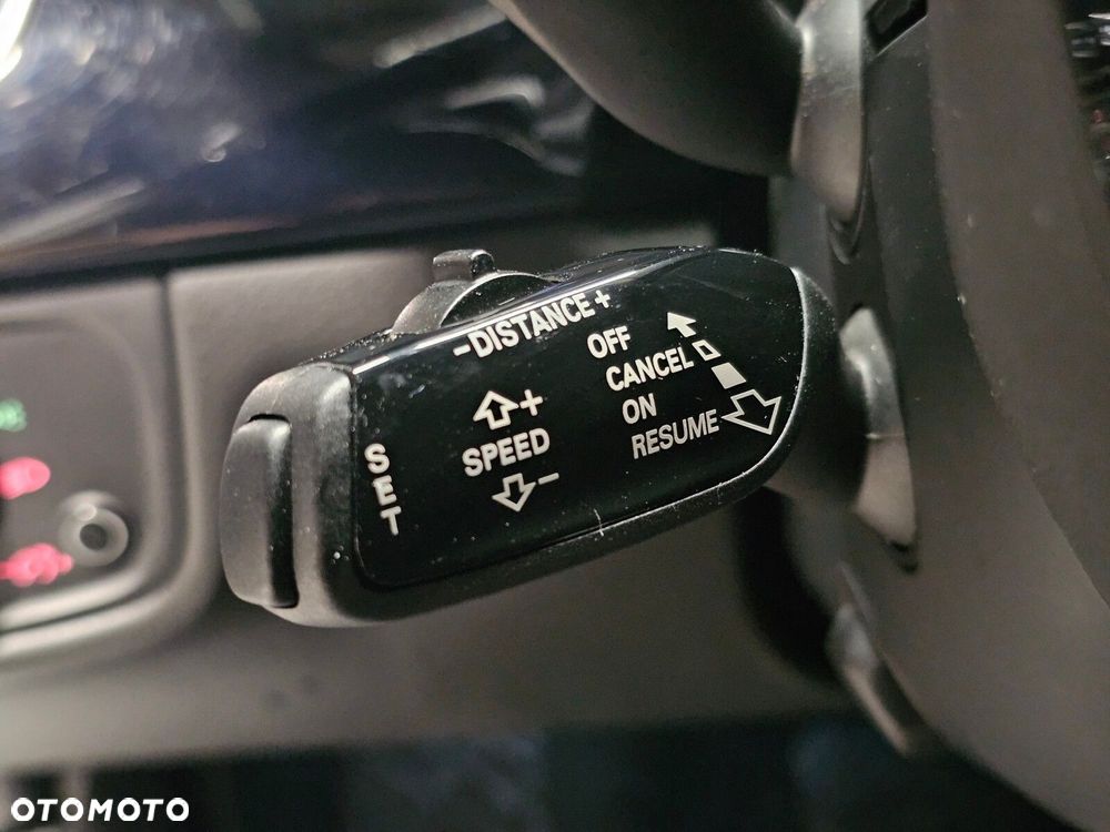 Audi A8 - 33