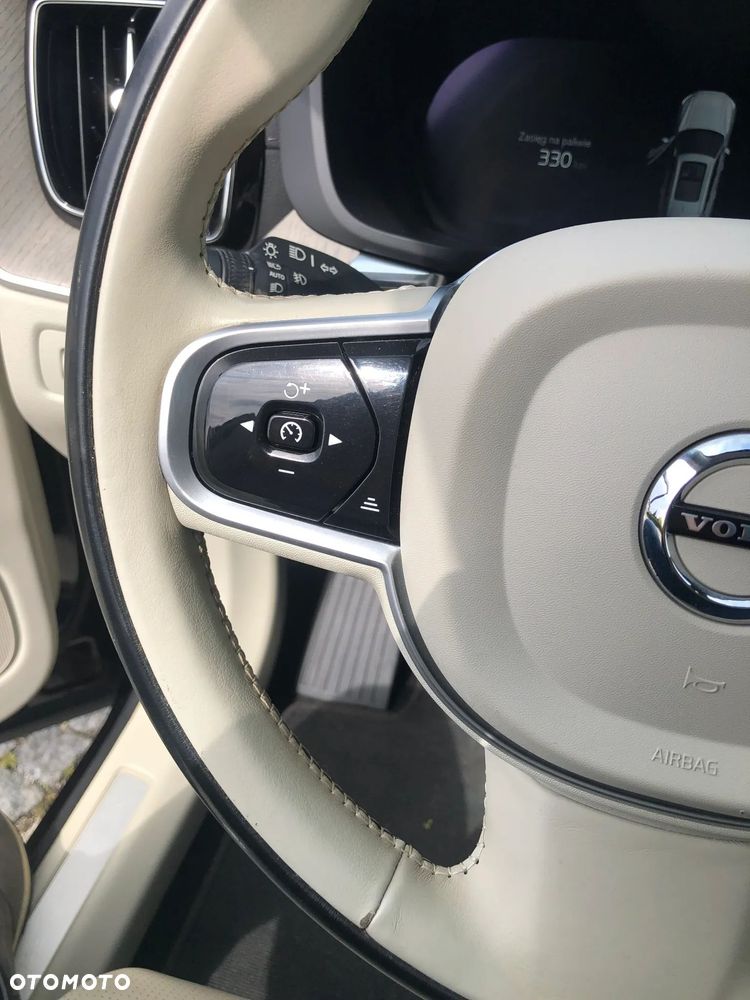 Volvo XC 60 - 28