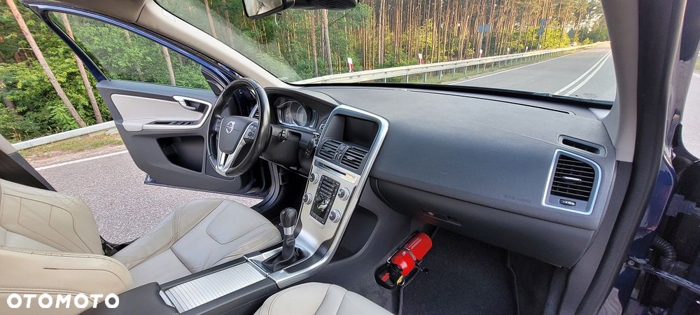 Volvo XC 60 - 28