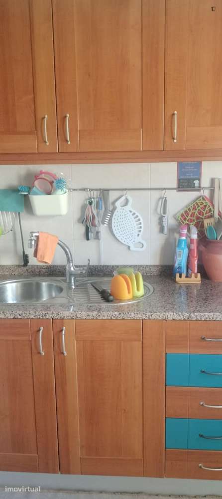 Quarto - localizado em Valongo Porto - Grande imagem: 5/24