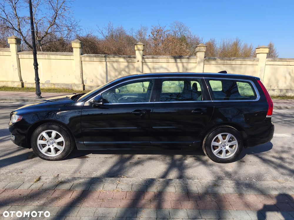 Volvo V70 D3 Momentum - 5