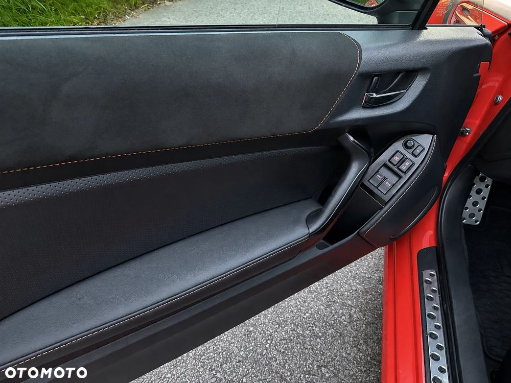 Toyota GT86 2.0 Prestige - 11