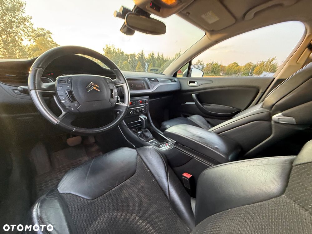 Citroën C5 2.7 HDi V6 Exclusive - 4