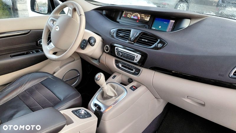 Renault Grand Scenic Energy dCi 130 Start & Stop Euro 6 Bose Edition - 16