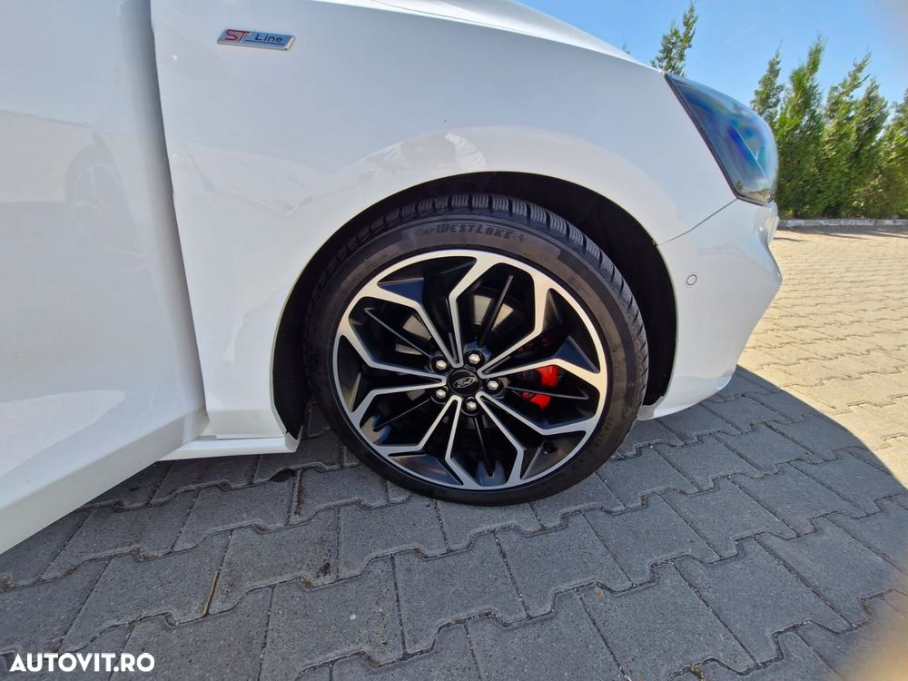 Ford Focus 2.0 TDCI ST-Line - 17