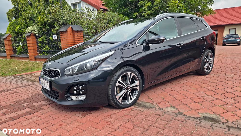 Kia Ceed 1.6 CRDi 136 DCT ISG GT Line - 3