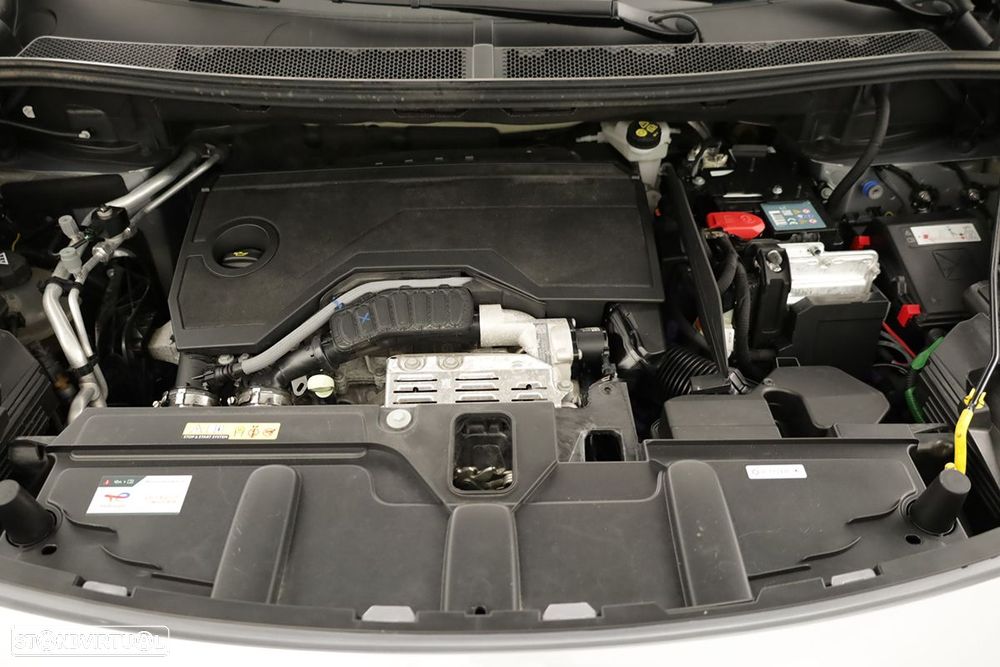 Peugeot 3008 1.2 Hybrid Allure Pack e-DCS6 - 26