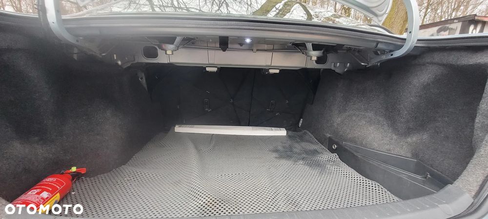 Toyota Corolla 1.6 Prestige - 5