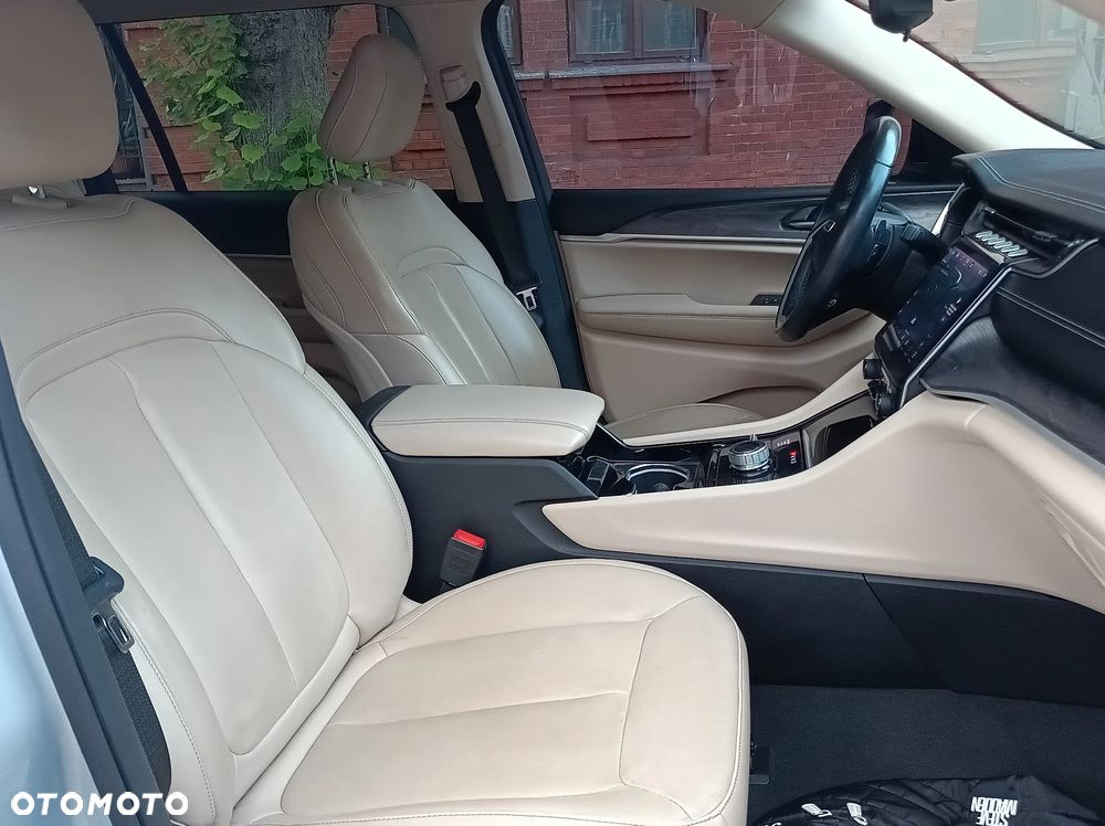 Jeep Grand Cherokee 3.6 V6 Limited - 33