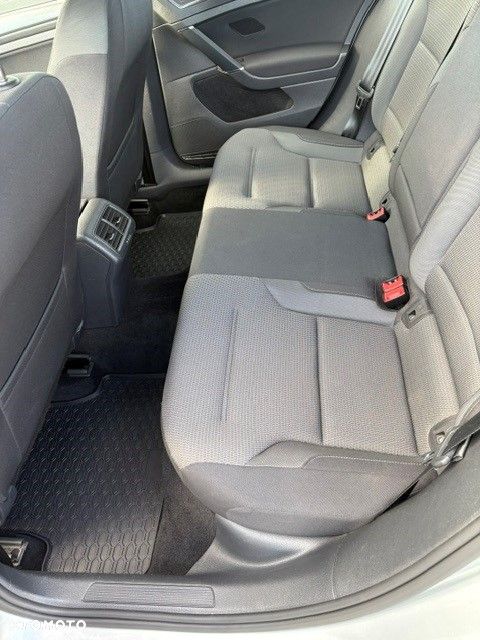 Volkswagen Golf 1.6 TDI BMT Comfortline - 10