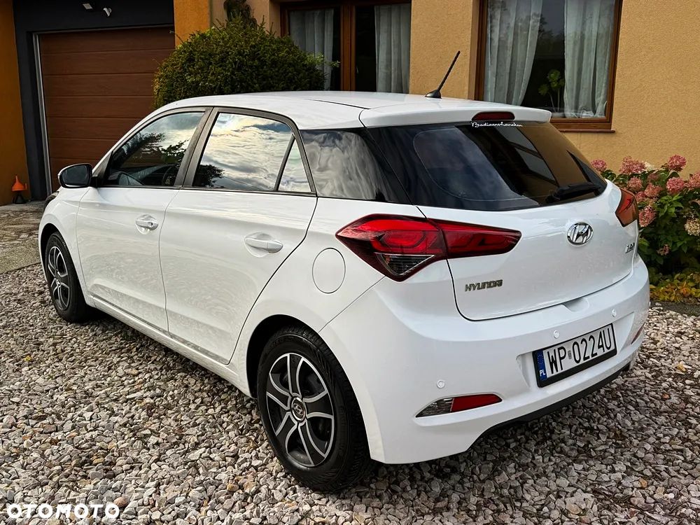 Hyundai i20 1.25 Classic + - 12