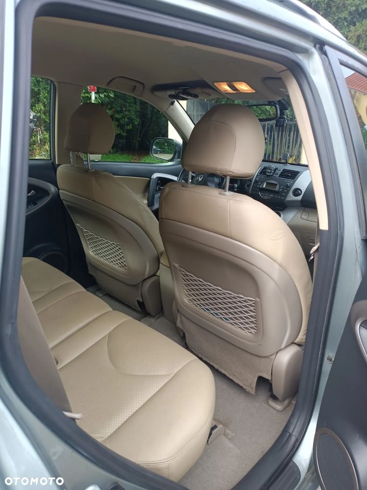 Toyota RAV4 2.0 VVT-i Prestige - 5