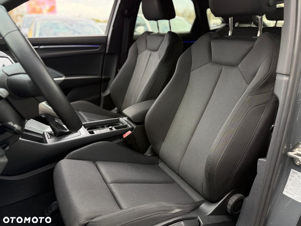 Audi Q3 Sportback - 15