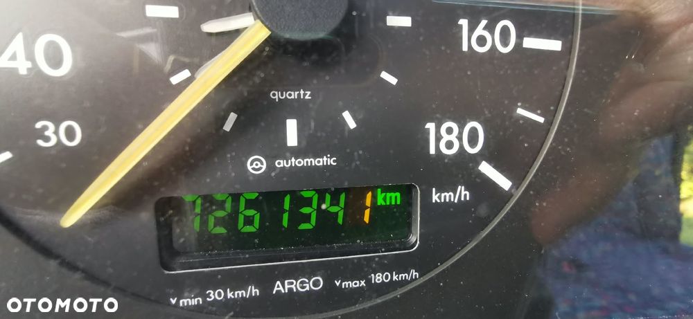 Mercedes-Benz Sprinter - 21