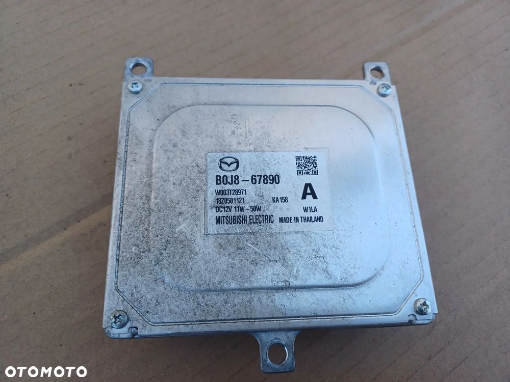 MODUŁ LED MAZDA 3 BP B0J8-67890