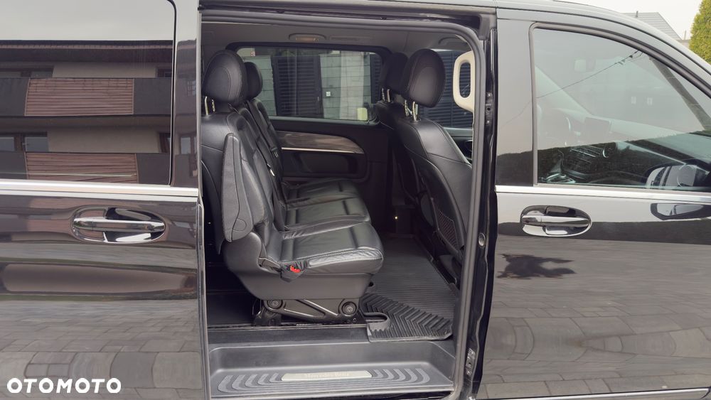 Mercedes-Benz Klasa V 220 d extralang 4Matic 9G-TRONIC Special Edition Avantgarde - 9