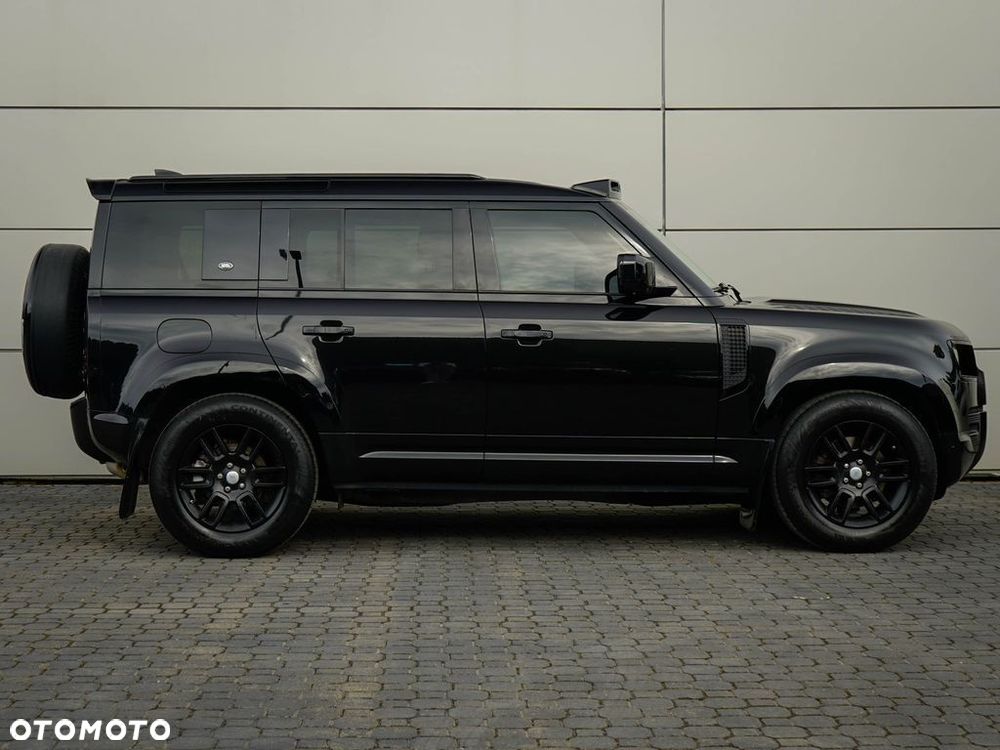 Land Rover Defender - 11