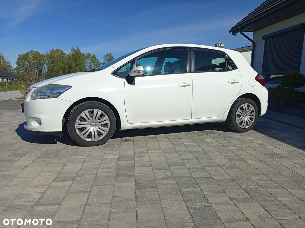Toyota Auris - 3