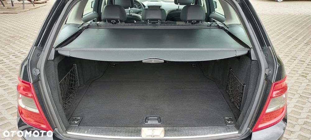 Mercedes-Benz Klasa C - 34