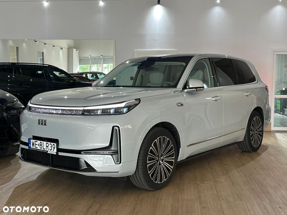 Geely M9
