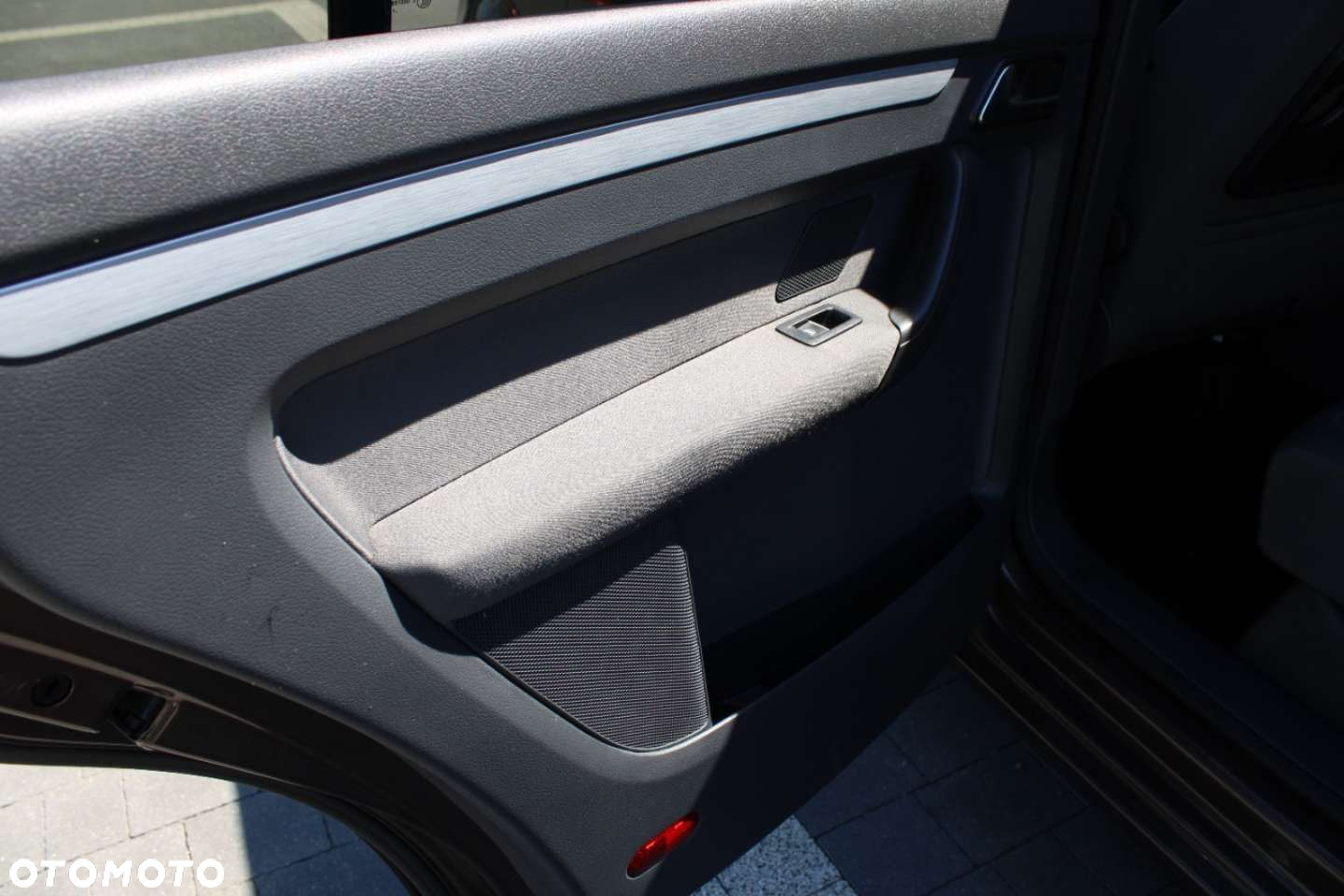 Volkswagen Touran - 21