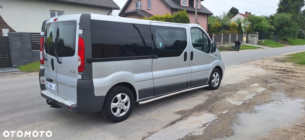 Renault Trafic - 2