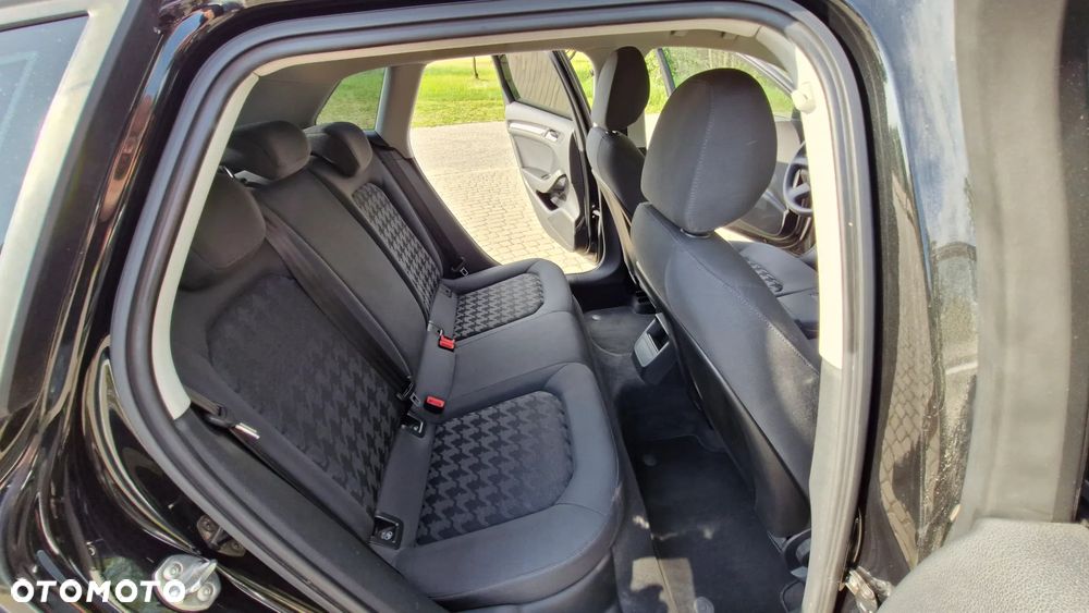 Audi A3 Sportback 2.0 TDI (clean diesel) Ambiente - 11