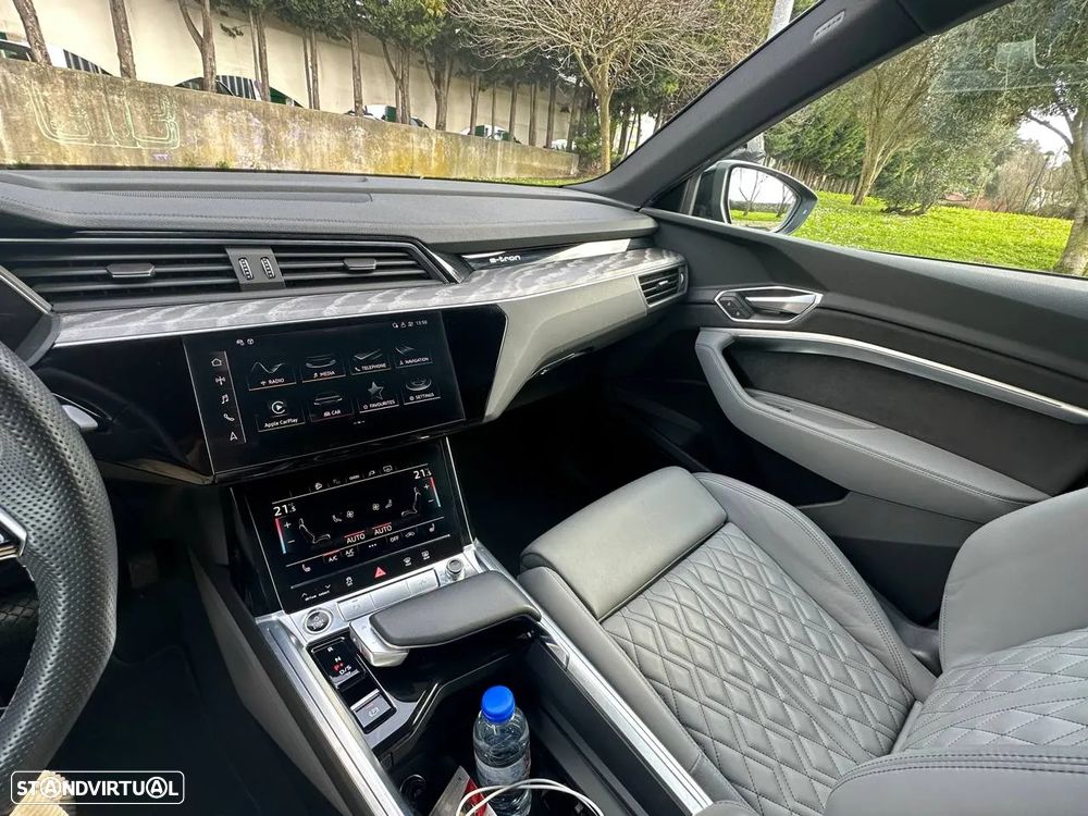 Audi e-tron 55 quattro S line - 8