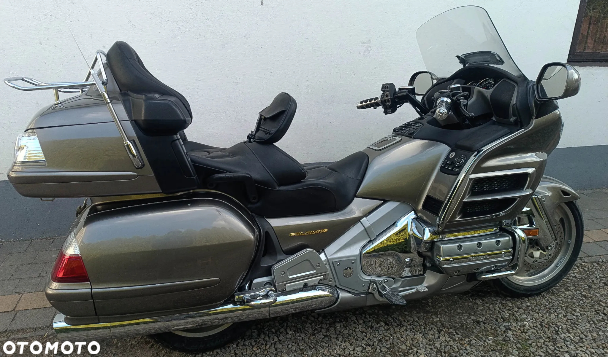 Honda GL - 22