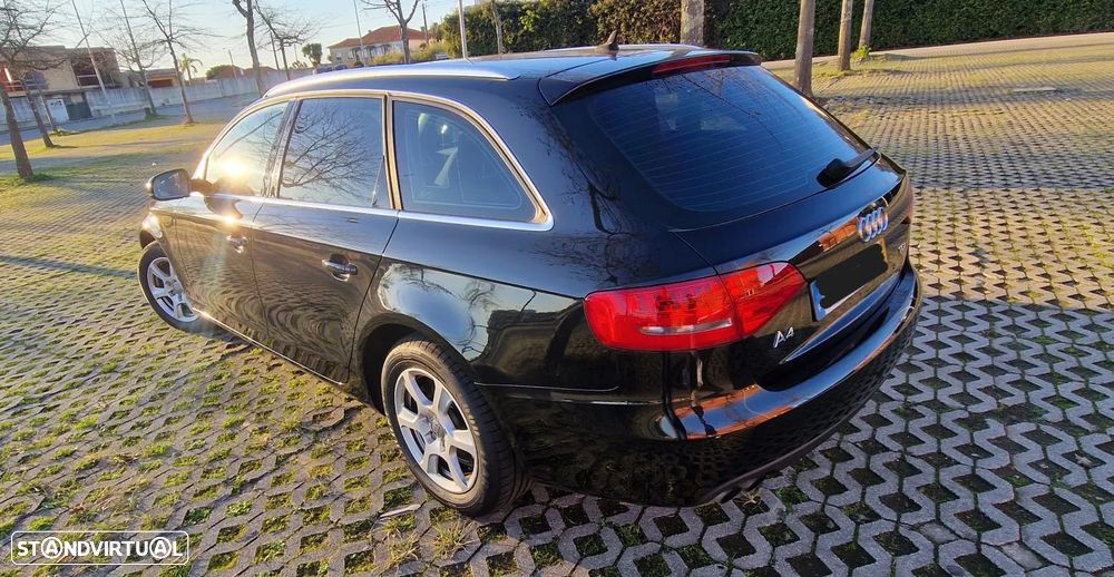 Audi A4 Avant 2.0 TDI Multitronic Advance - 4