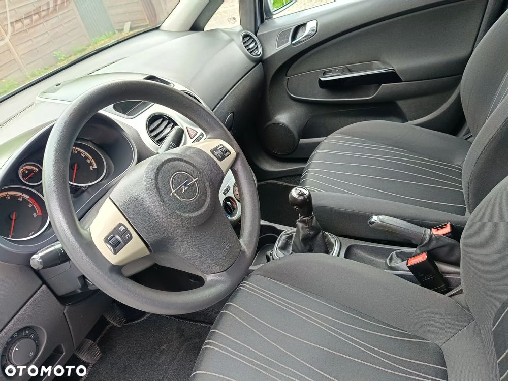 Opel Corsa 1.2 16V Enjoy - 26