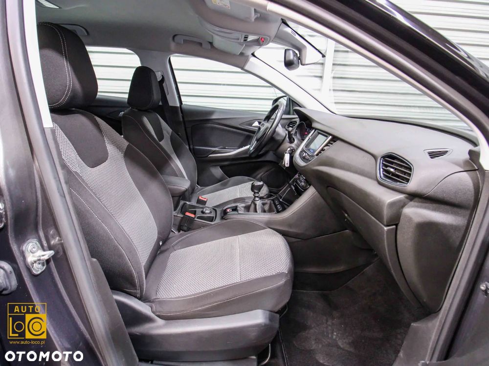 Opel Grandland X 1.2 T Enjoy S&S - 10