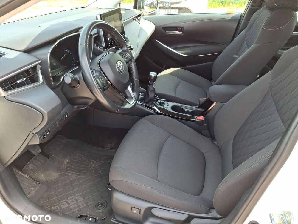 Toyota Corolla - 9
