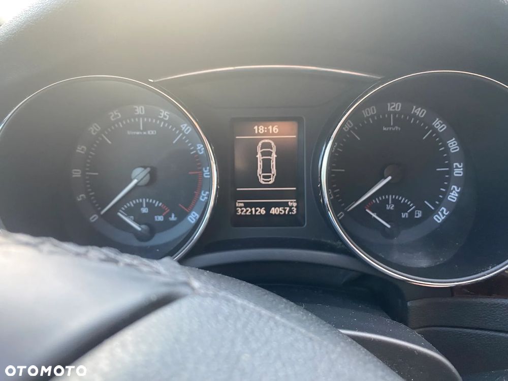 Skoda Superb - 19