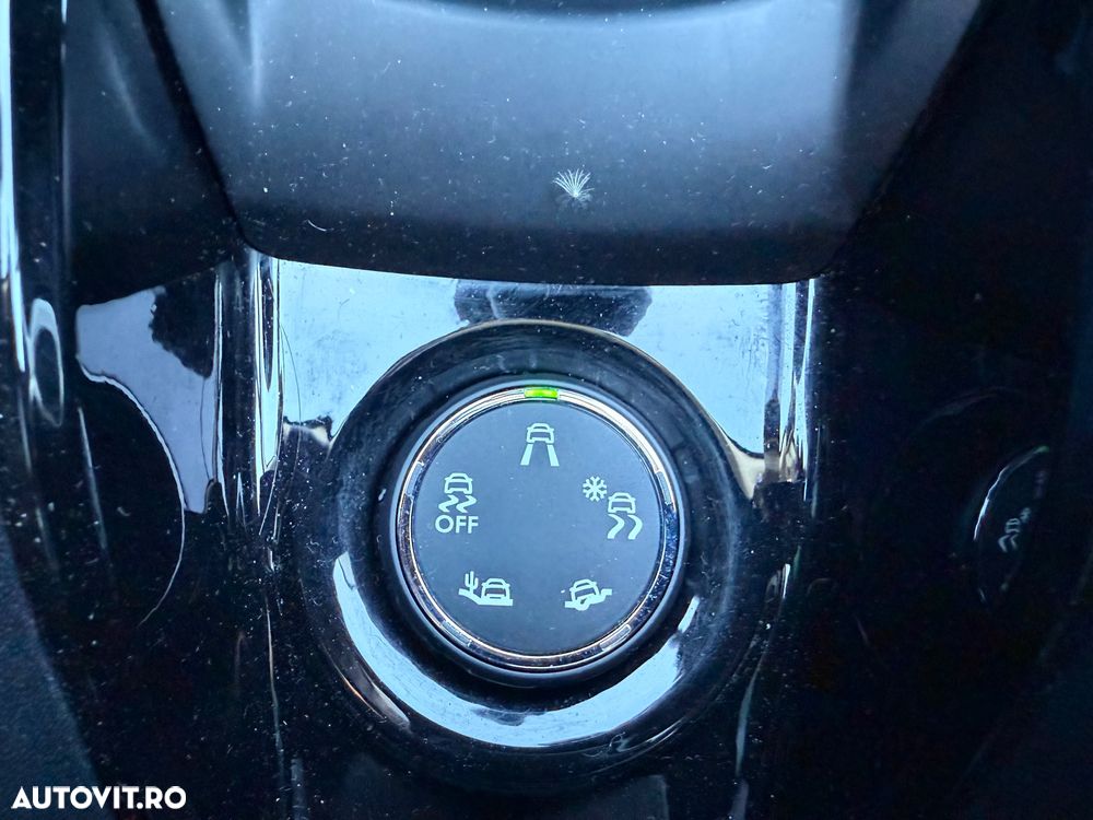 Peugeot 2008 PureTech 110 Stop&Start EAT6 Allure - 34