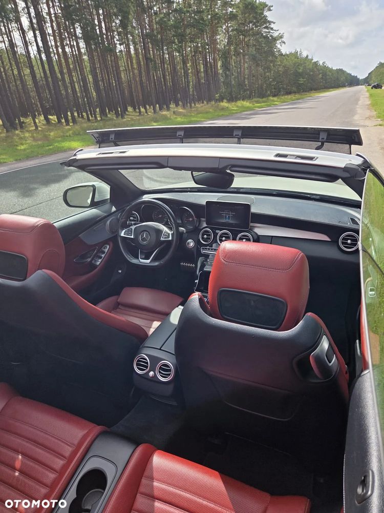 Mercedes-Benz Klasa C 300 9G-TRONIC - 7