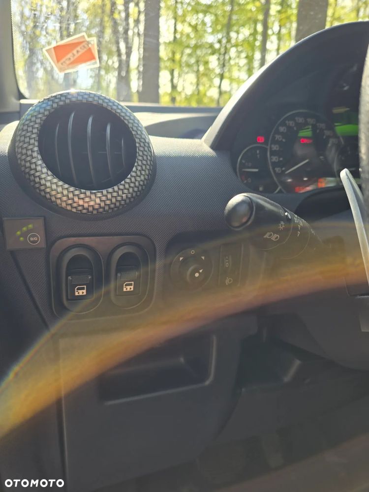 Peugeot 1007 - 20