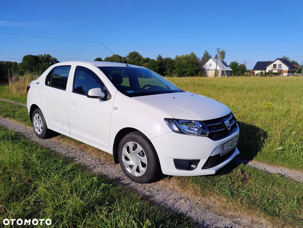 Dacia Logan 1.2 16V Laureate EU6 - 1