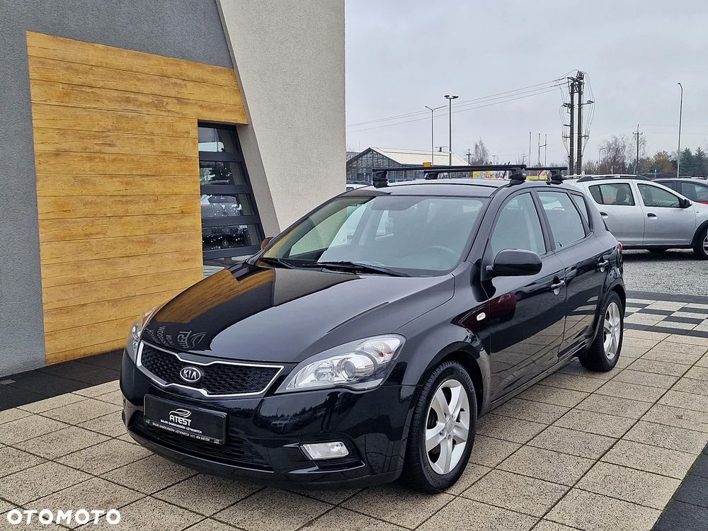 Kia Ceed 1.4 CVVT Attract - 2