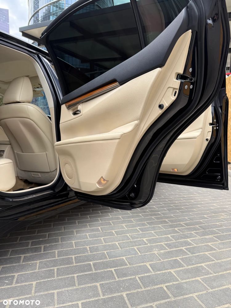 Lexus ES - 17
