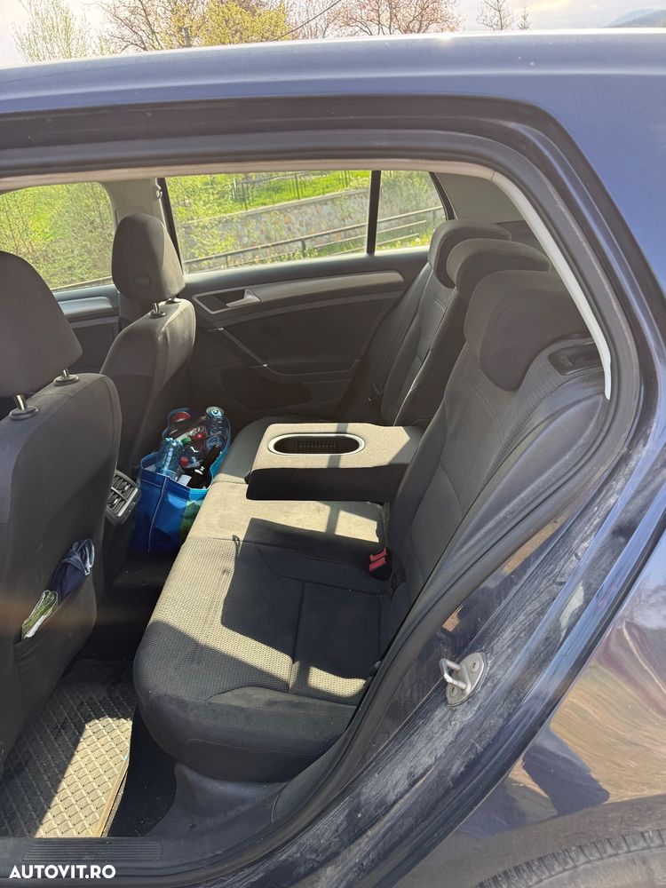 Volkswagen Golf 1.6 TDI DPF DSG BlueMotion Technology Comfortline - 5