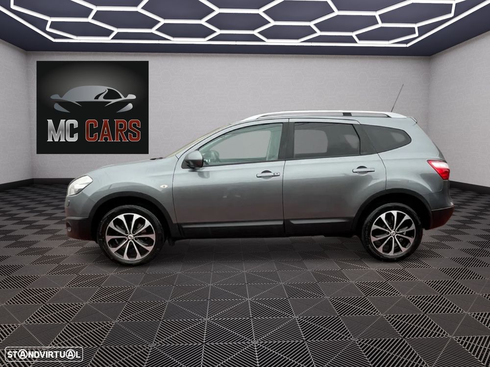 Nissan Qashqai +2 1.5 dCi Tekna Premium 18 360 - 3