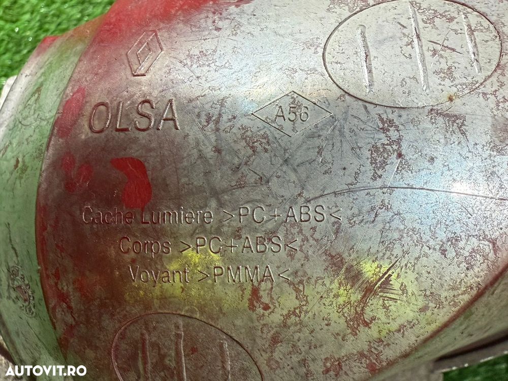 STOP TRIPLA BARA SPATE DREAPTA RENAULT CAPTUR 1.5 DIESEL 2015 COD OEM 265800007R 2013-2019 - 6