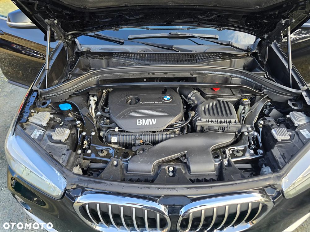 BMW X1 xDrive25i GPF xLine - 28