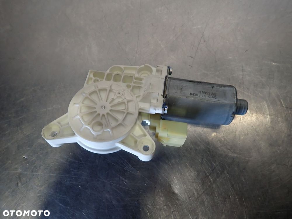 SILNICZEK SZYB PRAWY PRZÓD CHRYSLER GRAND VOYAGER V 2.8 - 2