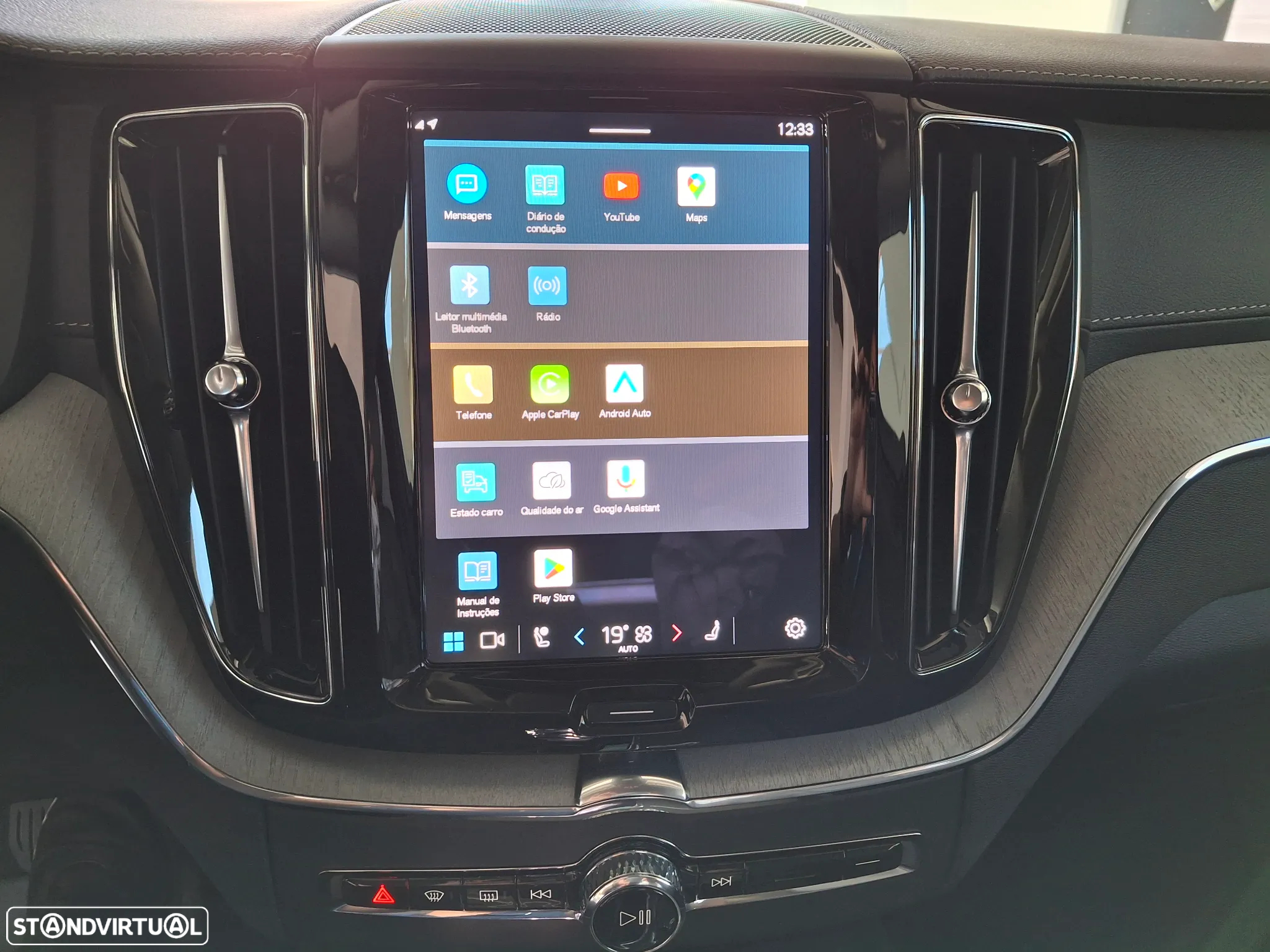 Volvo XC 60 2.0 T8 PHEV Ultra Dark AWD - 24
