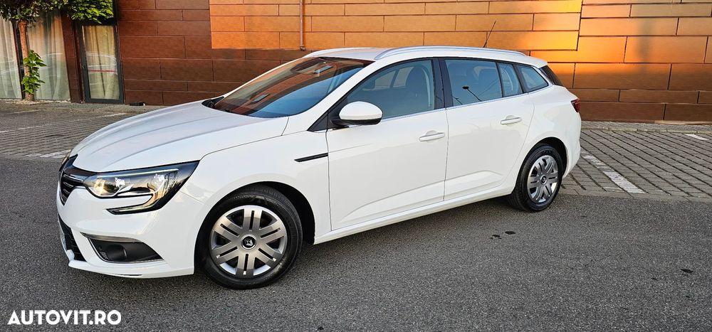 Renault Megane Blue dCi 116 EDC Intens - 10