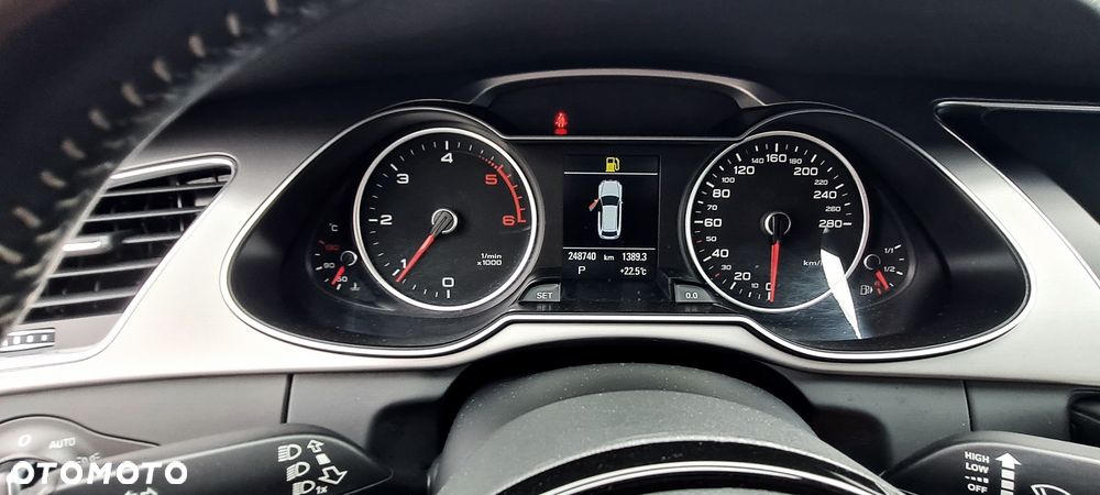 Audi A4 Avant 2.0 TDI DPF quattro S tronic S line Sportpaket - 23