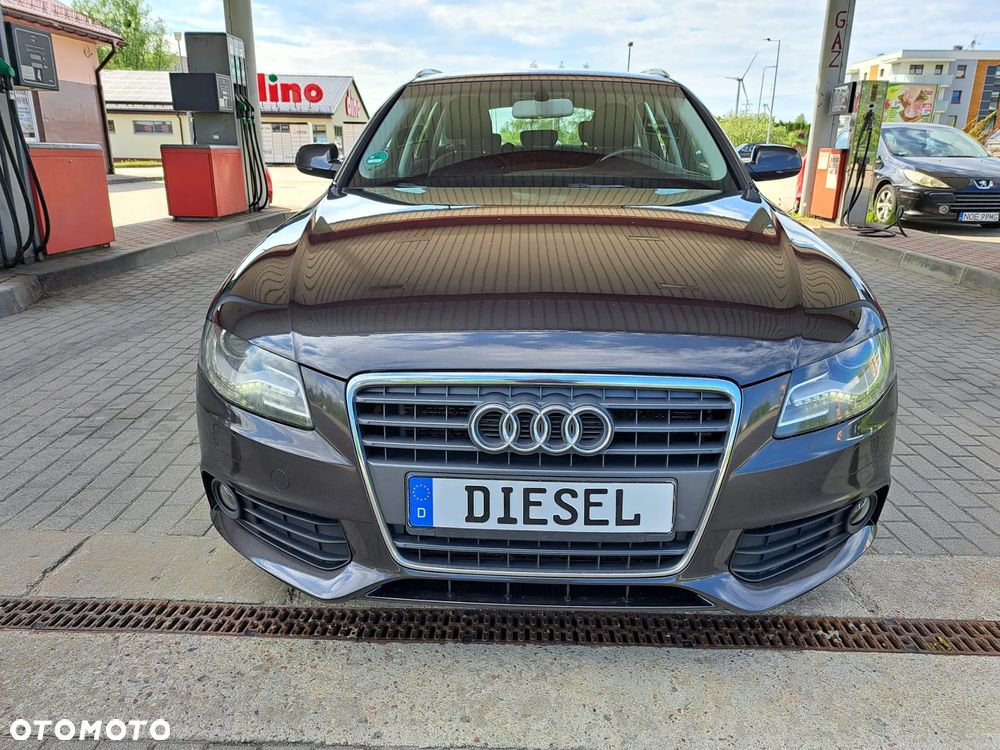 Audi A4 Avant - 4